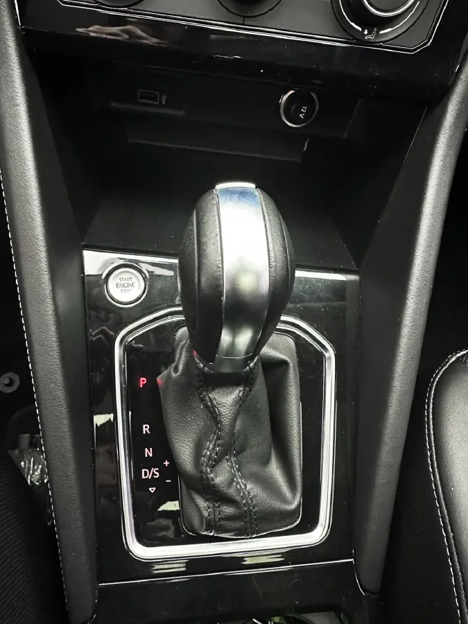 2023 Jetta VS5 1.4T 150HP L4 6AT,autocango,china used car exporter,china ev exporter,chinese used car exporter,chinese used ev exporter