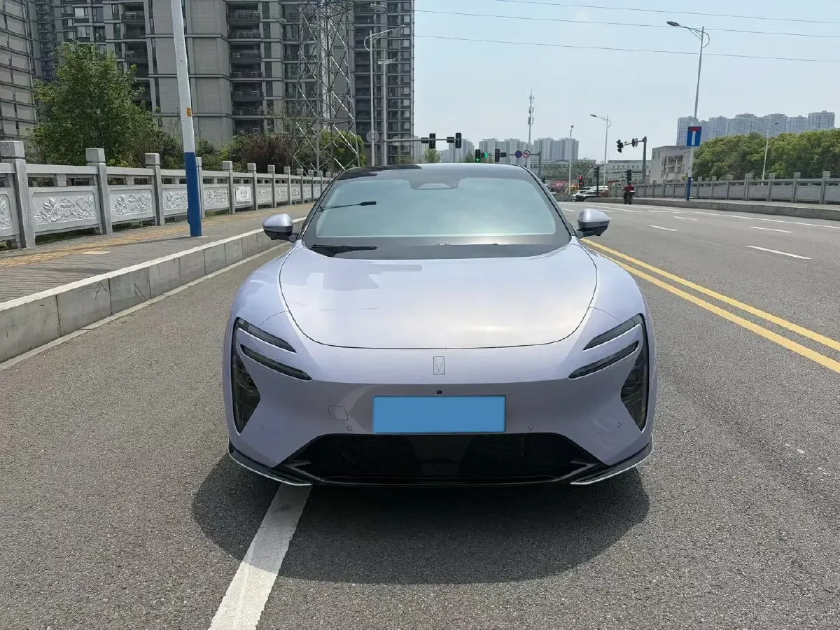 2025 Avatr 06 REEV 156HP REEV,autocango,china used car exporter,china ev exporter,chinese used car exporter,chinese used ev exporter