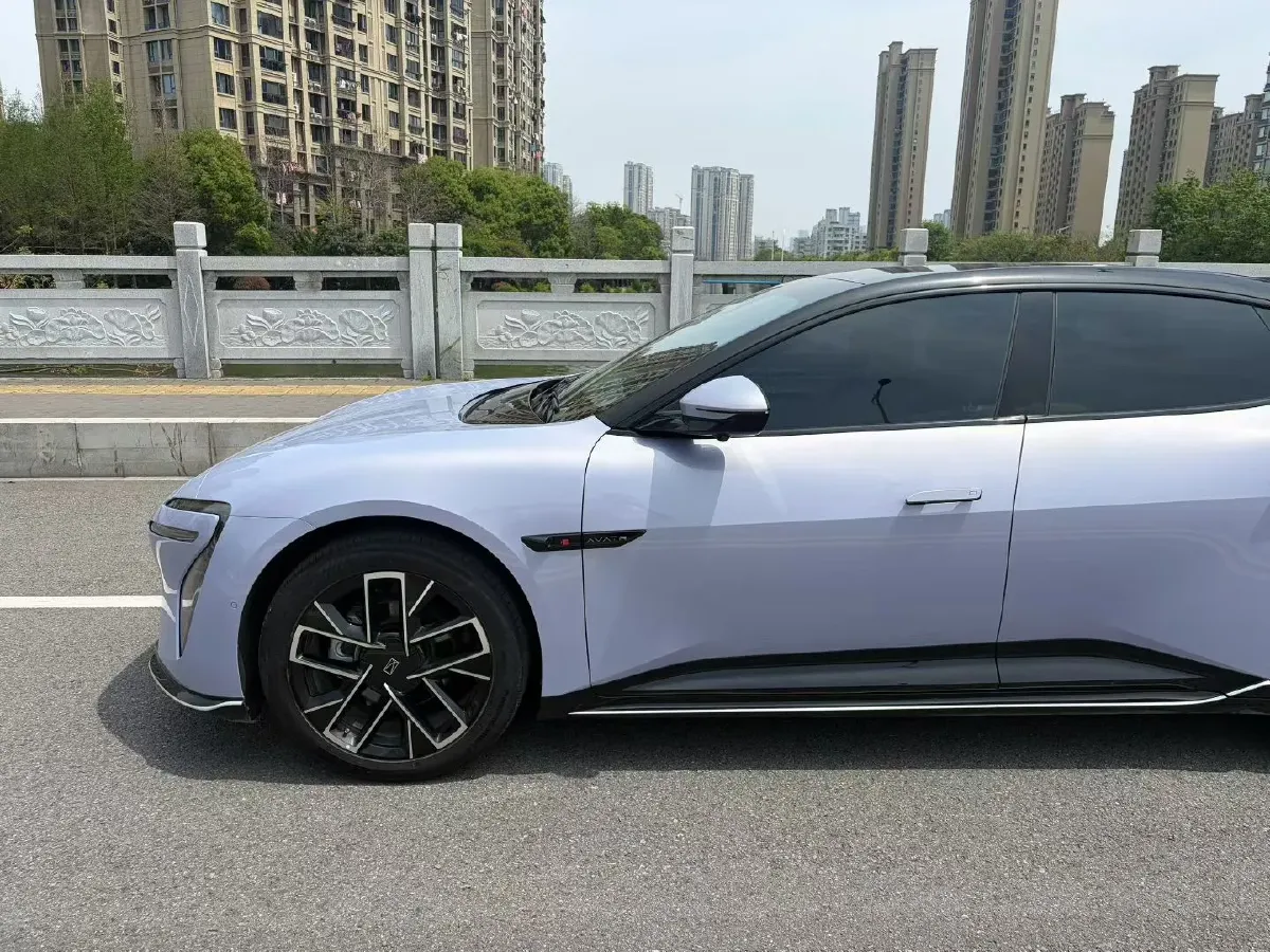 2025 Avatr 06 REEV 156HP REEV,autocango,china used car exporter,china ev exporter,chinese used car exporter,chinese used ev exporter