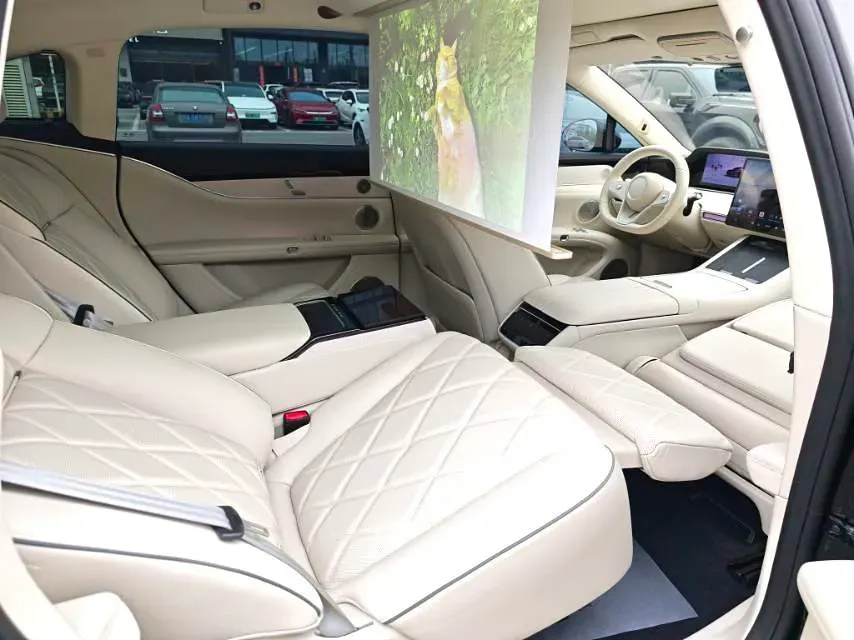 2026 AITO AITO M7 REEV 160HP REEV,autocango,china used car exporter,china ev exporter,chinese used car exporter,chinese used ev exporter