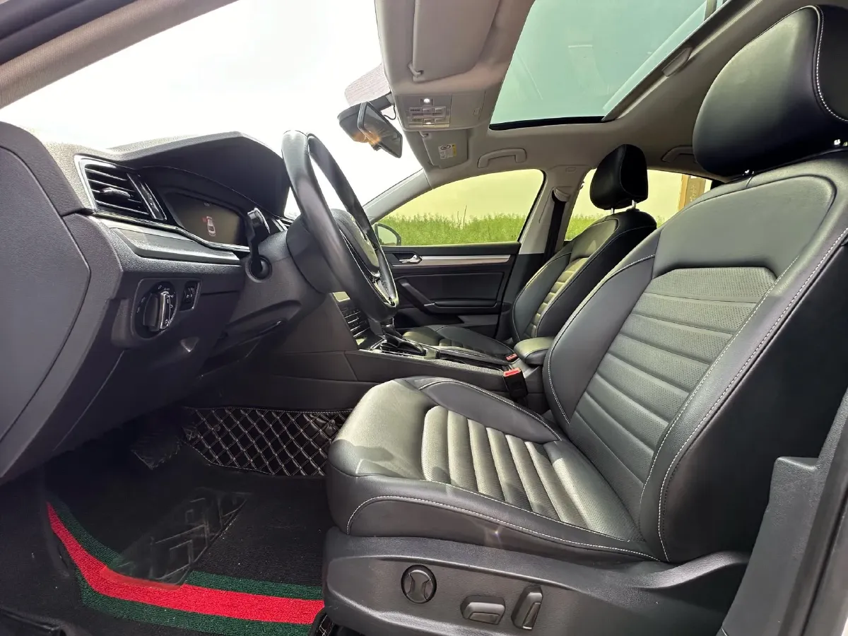 2021 Volkswagen Lamando 1.4T 150HP L4 7DCT,autocango,china used car exporter,china ev exporter,chinese used car exporter,chinese used ev exporter