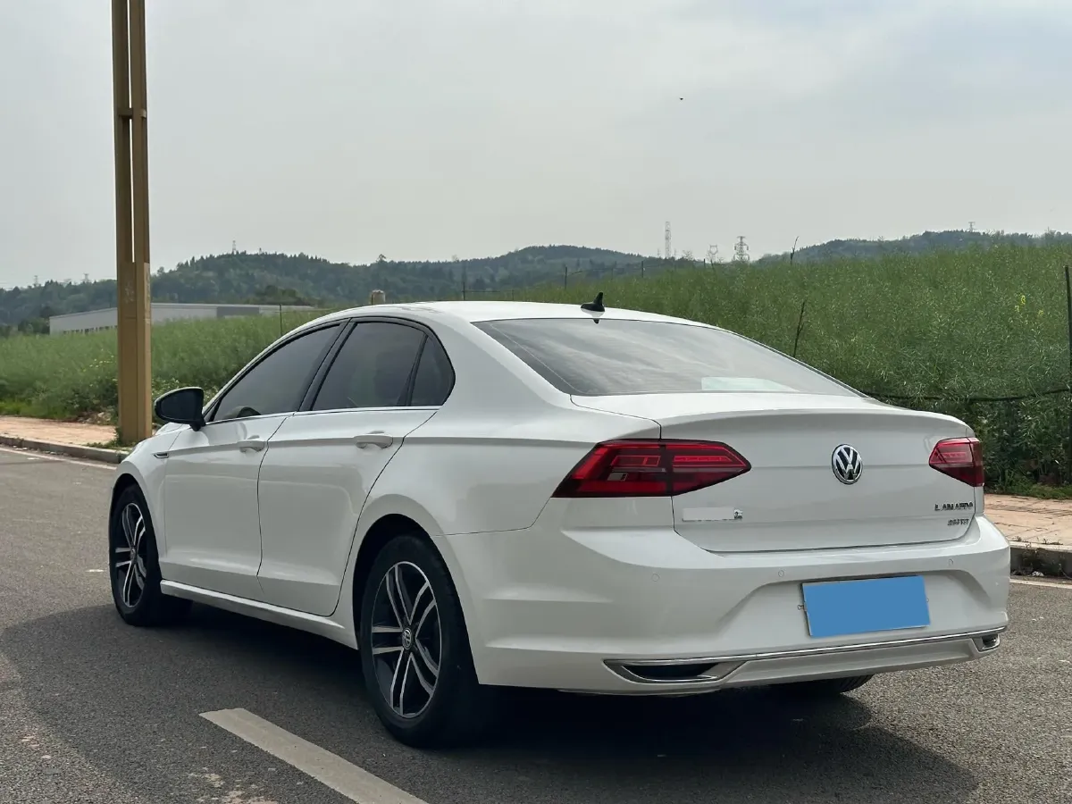 2021 Volkswagen Lamando 1.4T 150HP L4 7DCT,autocango,china used car exporter,china ev exporter,chinese used car exporter,chinese used ev exporter