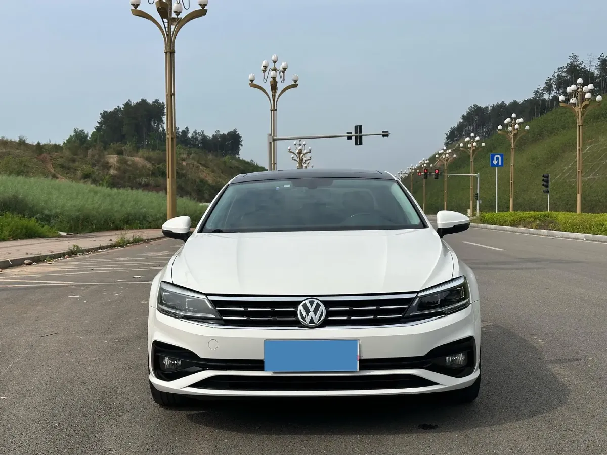 2021 Volkswagen Lamando 1.4T 150HP L4 7DCT,autocango,china used car exporter,china ev exporter,chinese used car exporter,chinese used ev exporter