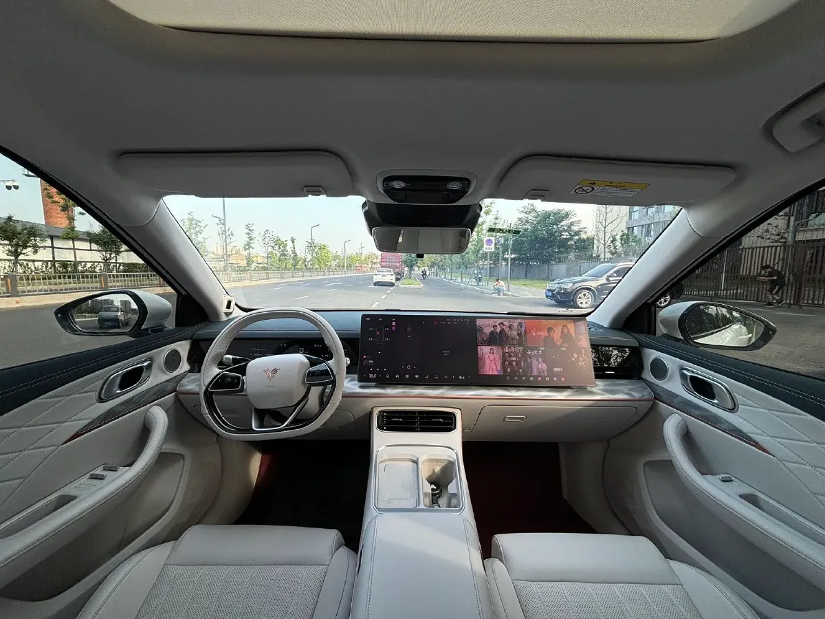 2024 Neta L 1.5L 91HP L4 REEV 40KWH,autocango,china used car exporter,china ev exporter,chinese used car exporter,chinese used ev exporter