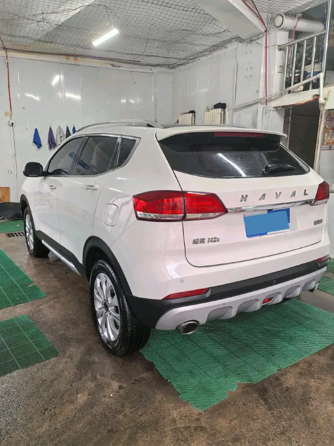 2018 Haval H2s 1.5T 150HP L4 7DCT,autocango,china used car exporter,china ev exporter,chinese used car exporter,chinese used ev exporter