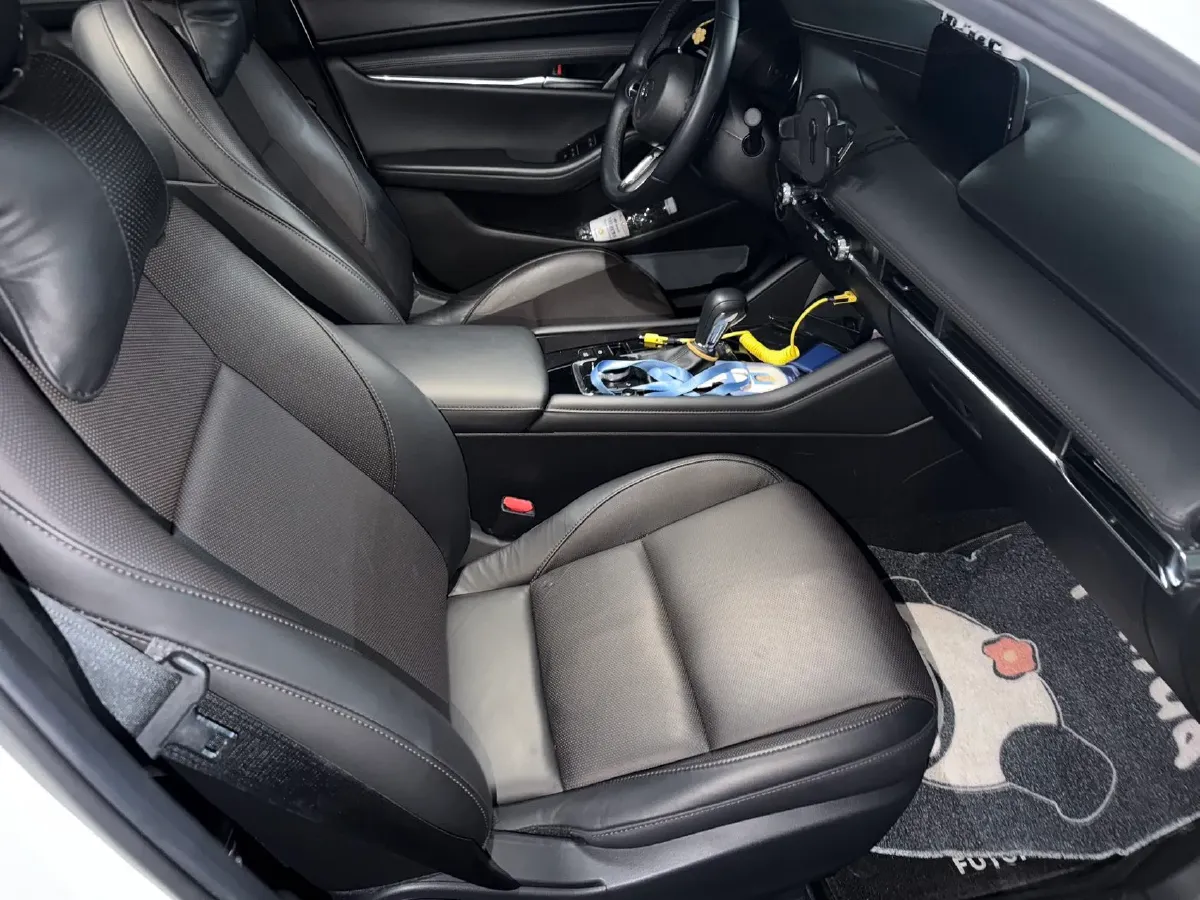 2021 Mazda 3 Axela 2.0L 158HP L4 6AT,autocango,china used car exporter,china ev exporter,chinese used car exporter,chinese used ev exporter