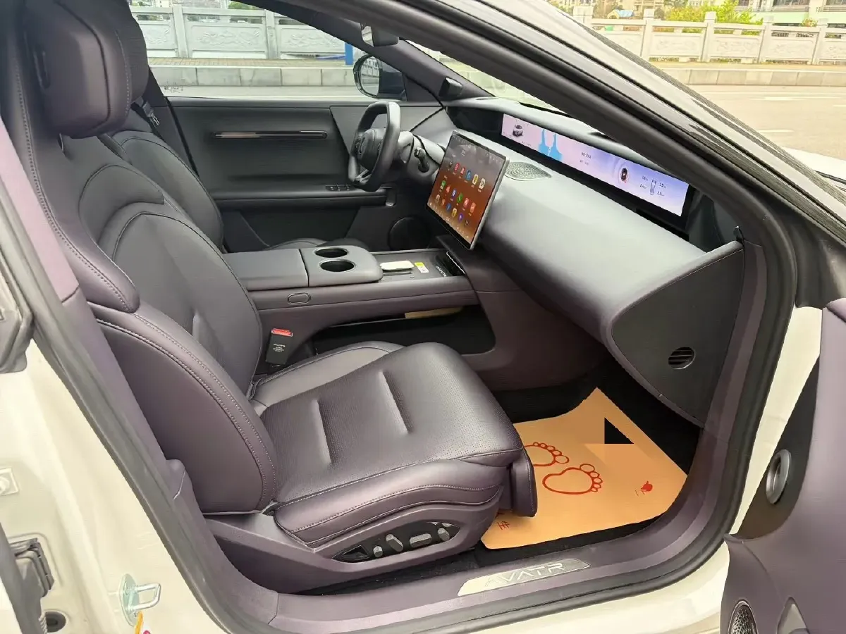 2025 Avatr 06 BEV,autocango,china used car exporter,china ev exporter,chinese used car exporter,chinese used ev exporter