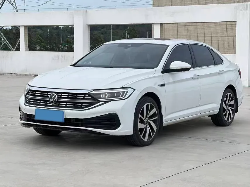 2025 Volkswagen Sagitar 1.5T 160HP L4 7DCT,autocango,china used car exporter,china ev exporter,chinese used car exporter,chinese used ev exporter