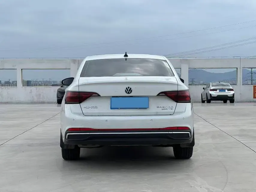 2025 Volkswagen Sagitar 1.5T 160HP L4 7DCT,autocango,china used car exporter,china ev exporter,chinese used car exporter,chinese used ev exporter
