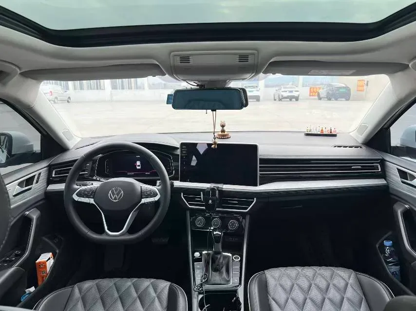 2025 Volkswagen Sagitar 1.5T 160HP L4 7DCT,autocango,china used car exporter,china ev exporter,chinese used car exporter,chinese used ev exporter