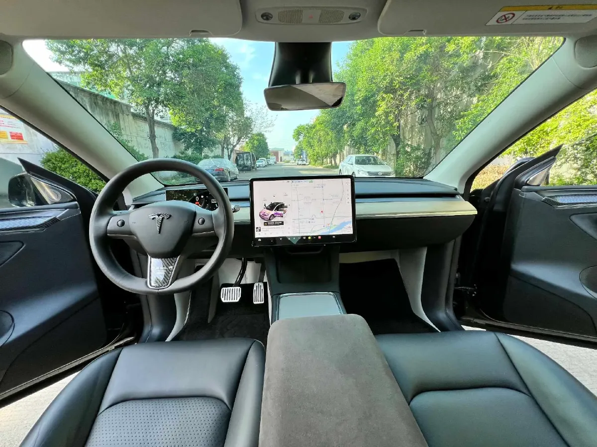 2022 Tesla Model Y BEV 60KWH,autocango,china used car exporter,china ev exporter,chinese used car exporter,chinese used ev exporter