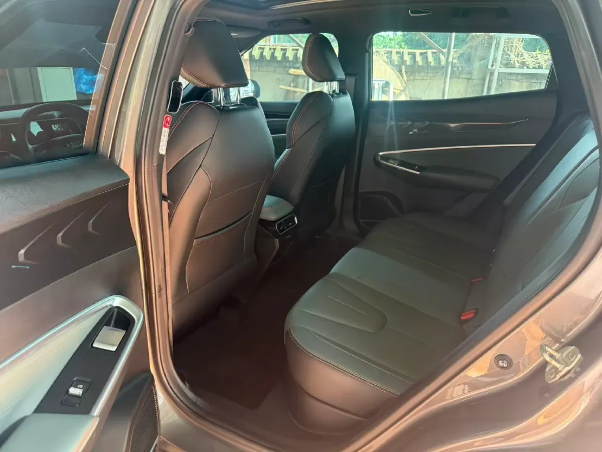 2023 Geely Azkarra 1.5T 181HP L4 7DCT,autocango,china used car exporter,china ev exporter,chinese used car exporter,chinese used ev exporter