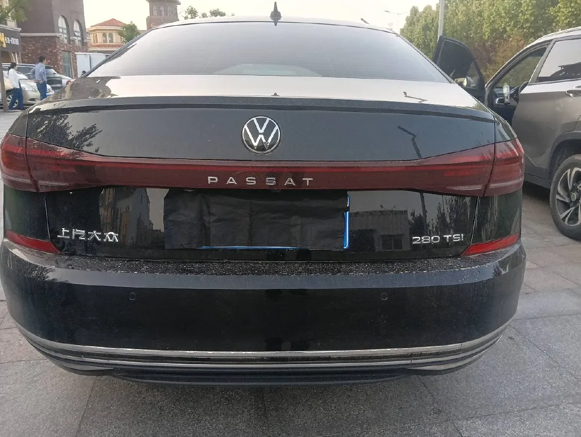 2023 Volkswagen Passat 1.4T 150HP L4 7DCT,autocango,china used car exporter,china ev exporter,chinese used car exporter,chinese used ev exporter