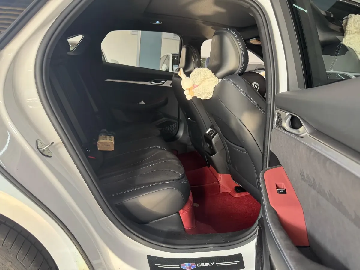 2025 Geely Preface 2.0T 238HP L4 8AT,autocango,china used car exporter,china ev exporter,chinese used car exporter,chinese used ev exporter