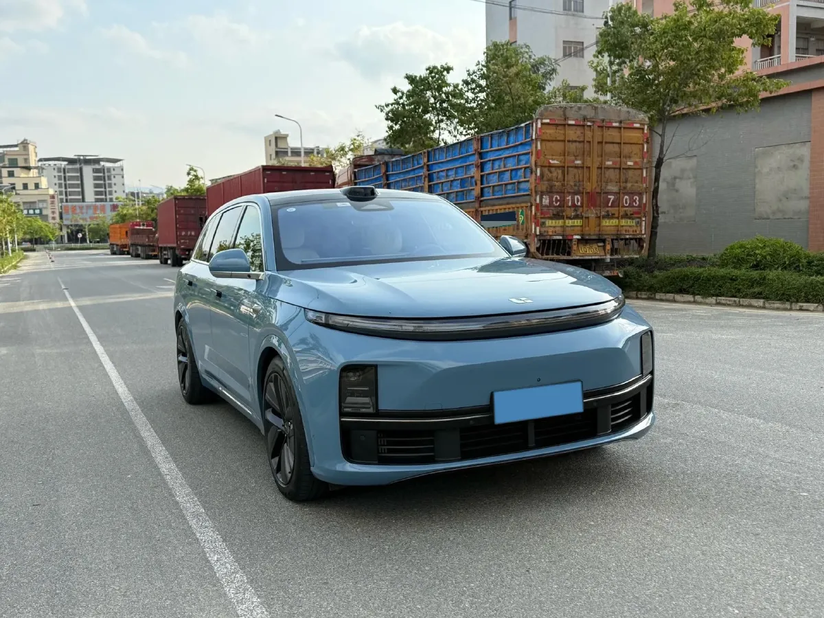 2023 Li L7 Range Extended 154HP REEV 40.9KWH,autocango,china used car exporter,china ev exporter,chinese used car exporter,chinese used ev exporter