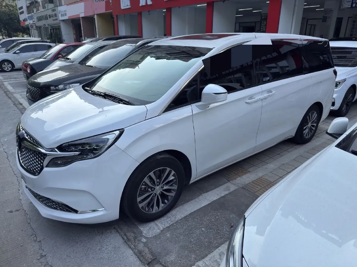 2022 Buick GL8 2.0T 237HP L4 9AT,autocango,china used car exporter,china ev exporter,chinese used car exporter,chinese used ev exporter