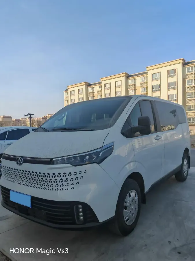 2023 MAXUS XinTu V70 2.0T 125HP L4 6MT,autocango,china used car exporter,china ev exporter,chinese used car exporter,chinese used ev exporter