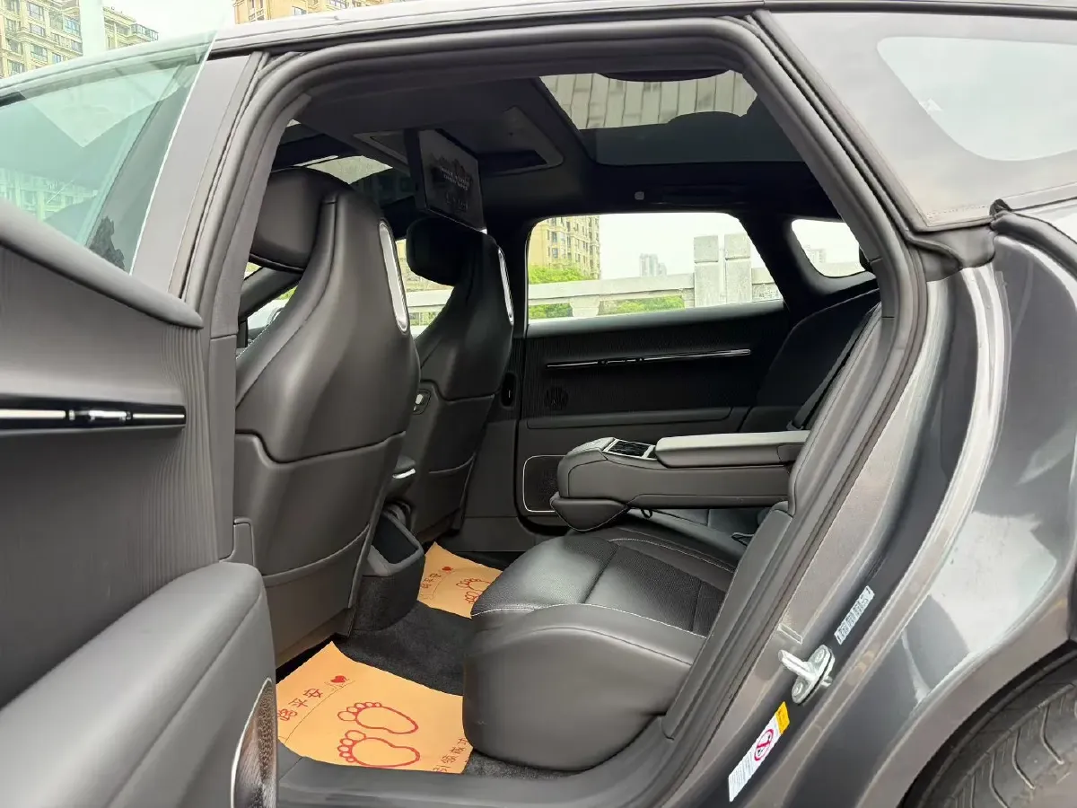 2026 Avatr 12 BEV,autocango,china used car exporter,china ev exporter,chinese used car exporter,chinese used ev exporter