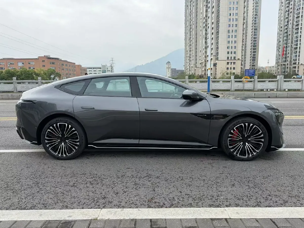 2026 Avatr 12 BEV,autocango,china used car exporter,china ev exporter,chinese used car exporter,chinese used ev exporter