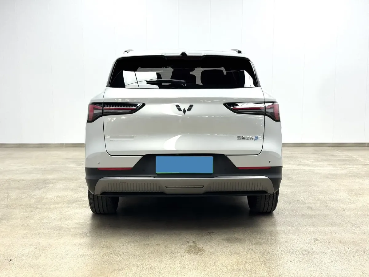 2024 WuLing XingGuangS 1.5L 106HP L4 E-CVT PHEV 20.5KWH,autocango,china used car exporter,china ev exporter,chinese used car exporter,chinese used ev exporter