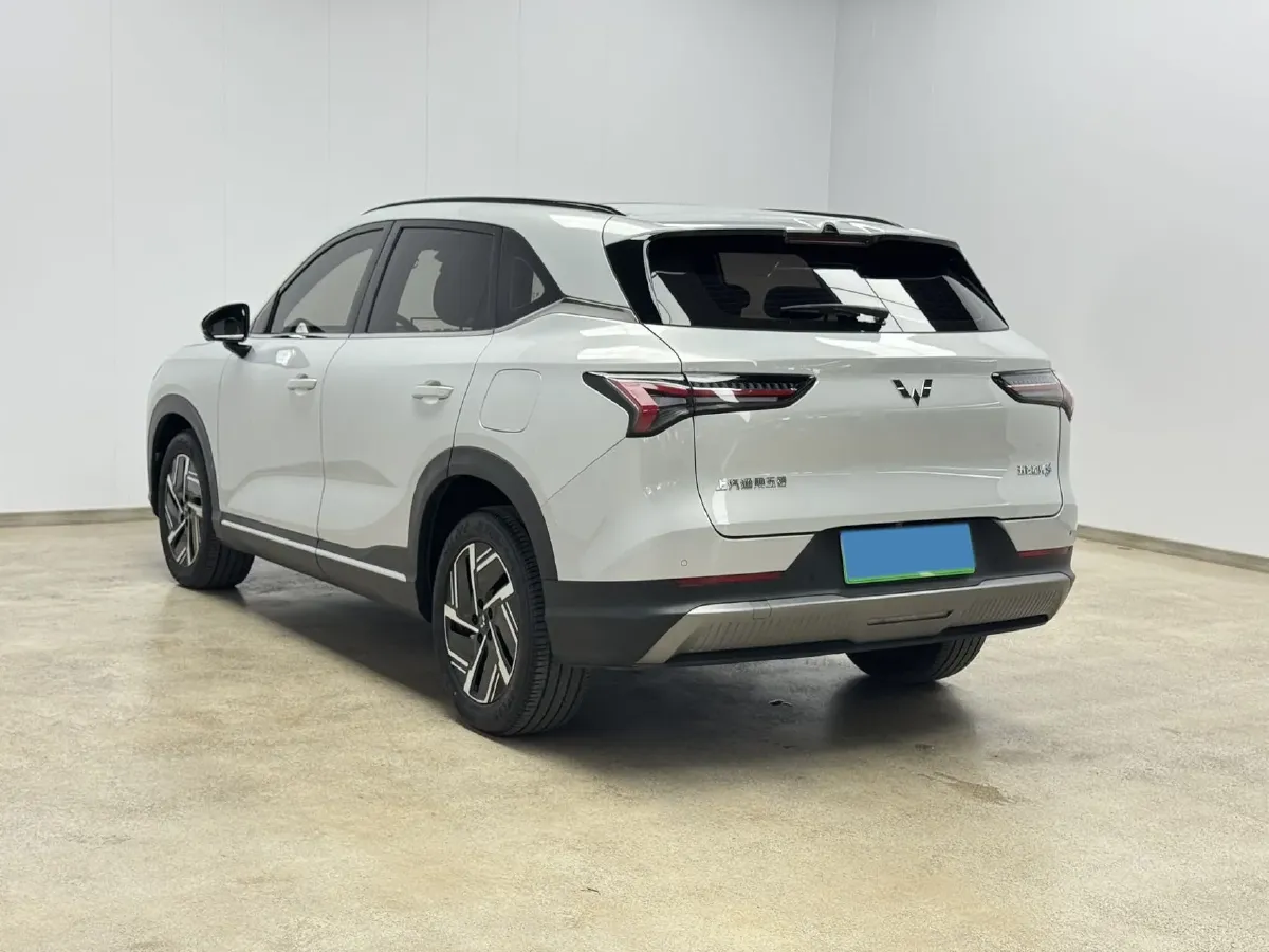 2024 WuLing XingGuangS 1.5L 106HP L4 E-CVT PHEV 20.5KWH,autocango,china used car exporter,china ev exporter,chinese used car exporter,chinese used ev exporter