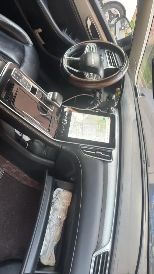 2020 Roewe i6 MAX 1.5T 169HP L4 AMT PHEV,autocango,china used car exporter,china ev exporter,chinese used car exporter,chinese used ev exporter