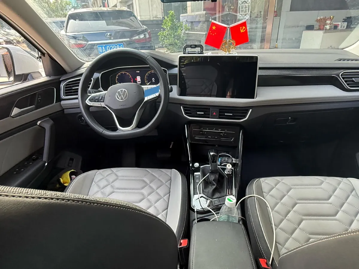 2025 Volkswagen Tayron 1.5T 160HP L4 7DCT,autocango,china used car exporter,china ev exporter,chinese used car exporter,chinese used ev exporter