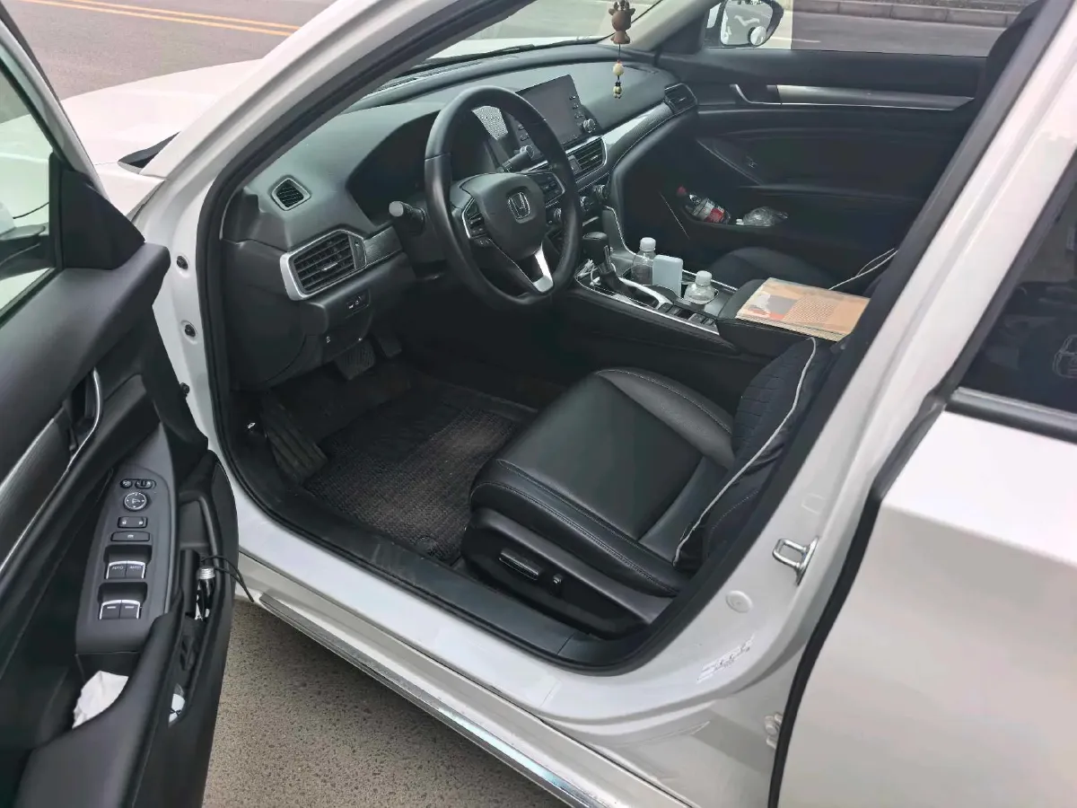 2018 Honda Accord 1.5T 194HP L4 CVT,autocango,china used car exporter,china ev exporter,chinese used car exporter,chinese used ev exporter