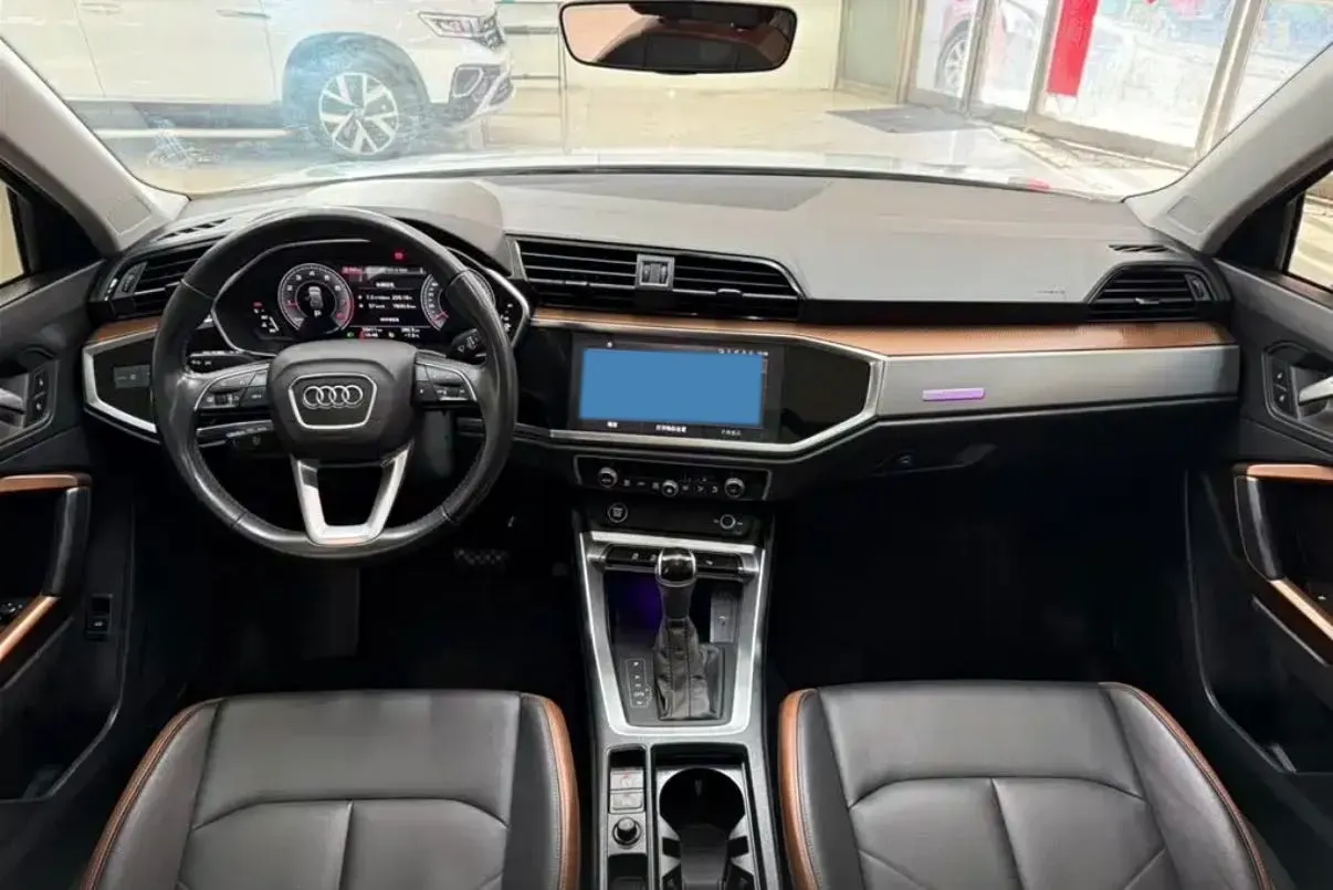 2022 Audi Q3 1.4T 150HP L4 7DCT,autocango,china used car exporter,china ev exporter,chinese used car exporter,chinese used ev exporter