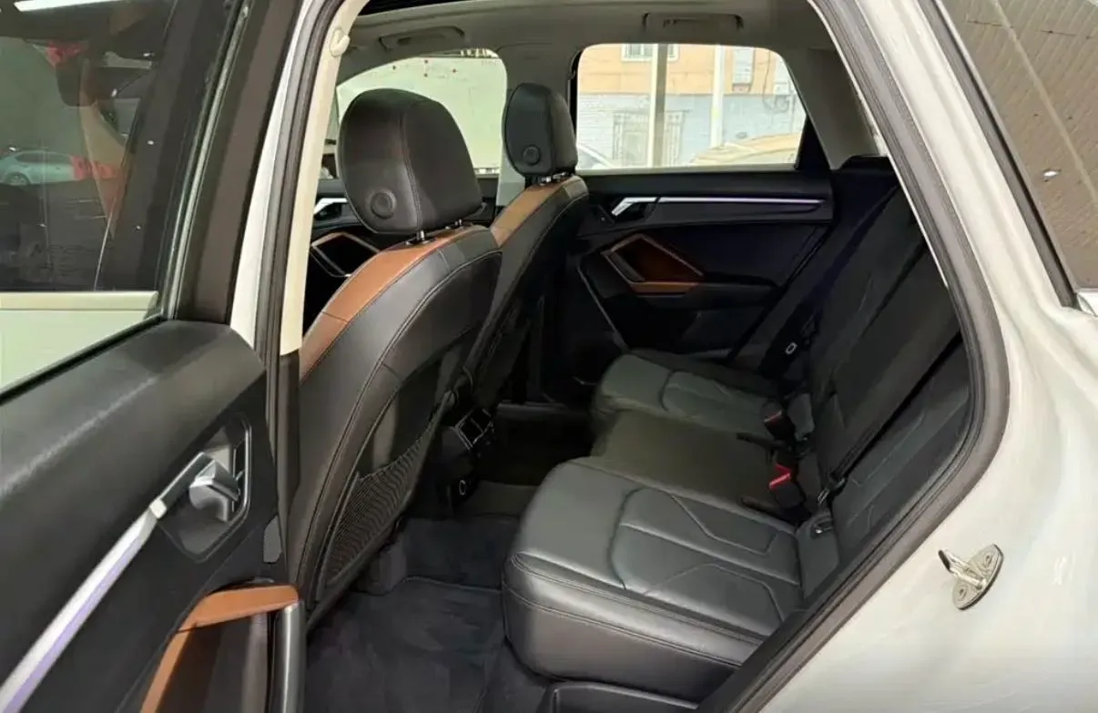 2022 Audi Q3 1.4T 150HP L4 7DCT,autocango,china used car exporter,china ev exporter,chinese used car exporter,chinese used ev exporter