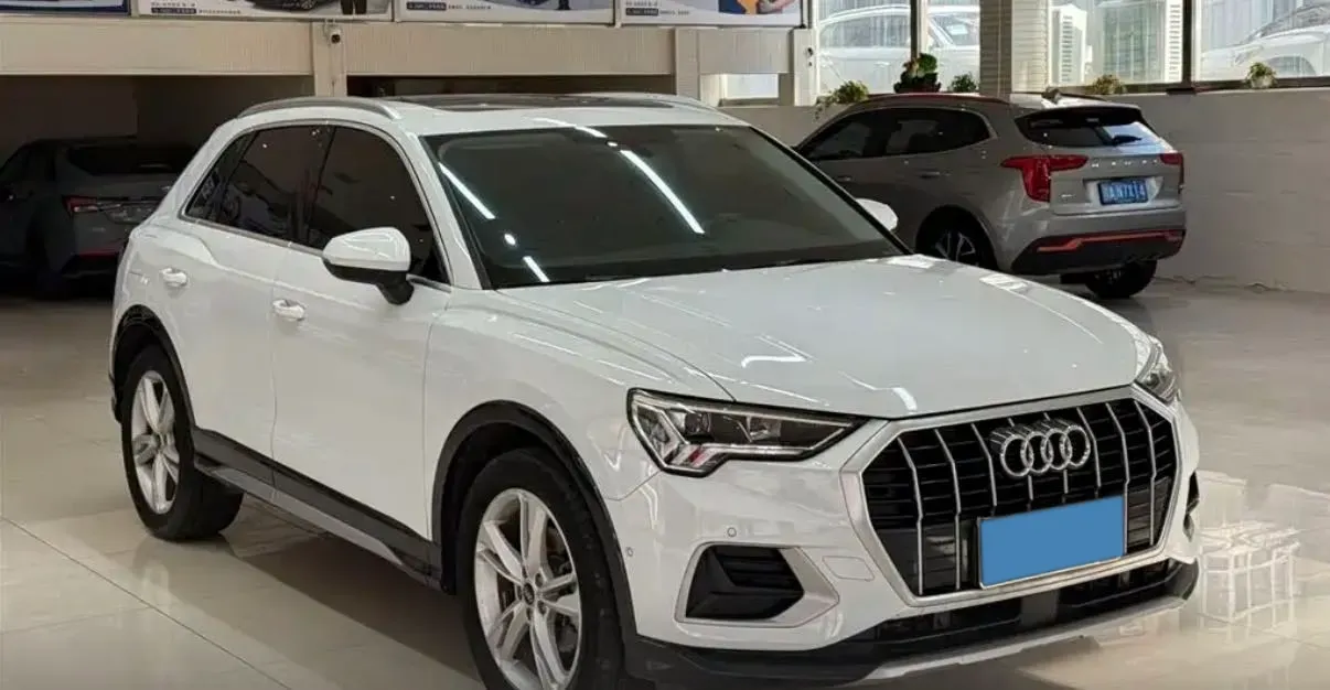 2022 Audi Q3 1.4T 150HP L4 7DCT,autocango,china used car exporter,china ev exporter,chinese used car exporter,chinese used ev exporter