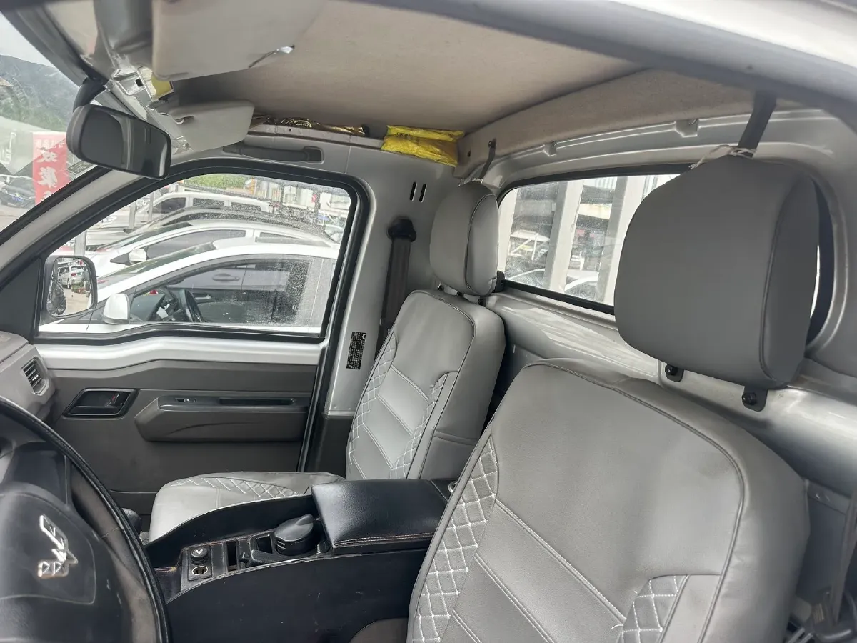 2019 WuLing RongGuang New Truck 1.8L 133HP L4 5MT,autocango,china used car exporter,china ev exporter,chinese used car exporter,chinese used ev exporter