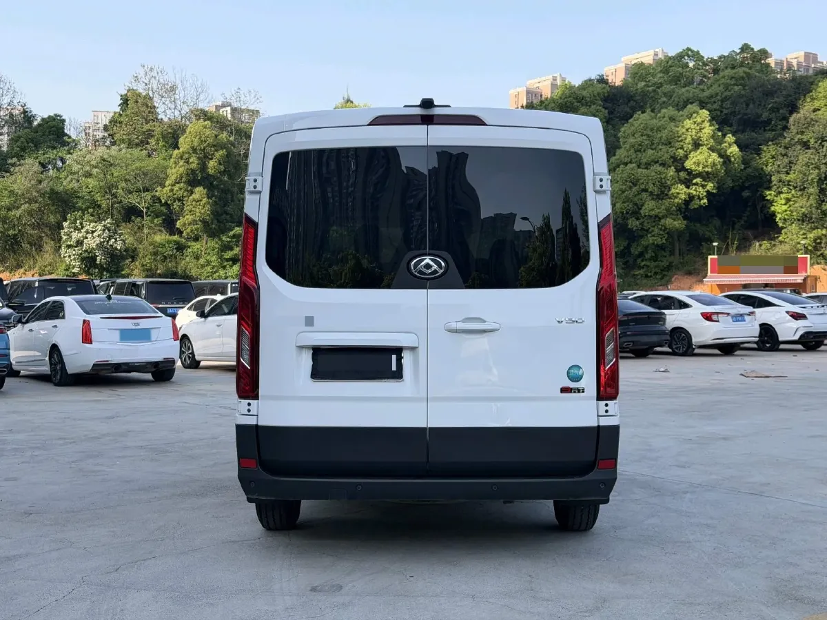2022 JMC YuHu 9 2.0T 220HP L4 6MT,autocango,china used car exporter,china ev exporter,chinese used car exporter,chinese used ev exporter