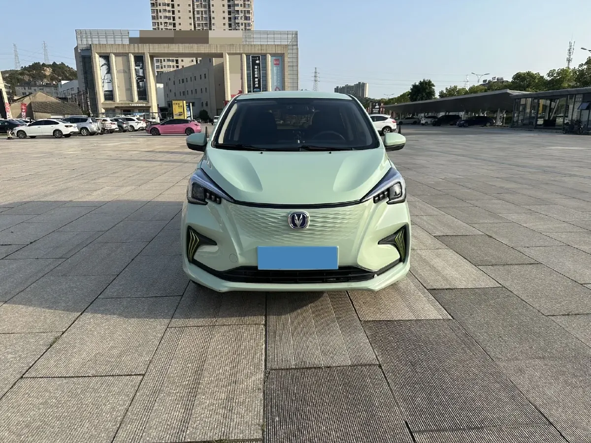 2022 ChangAn BenBen E-Star BEV 31.95KWH,autocango,china used car exporter,china ev exporter,chinese used car exporter,chinese used ev exporter