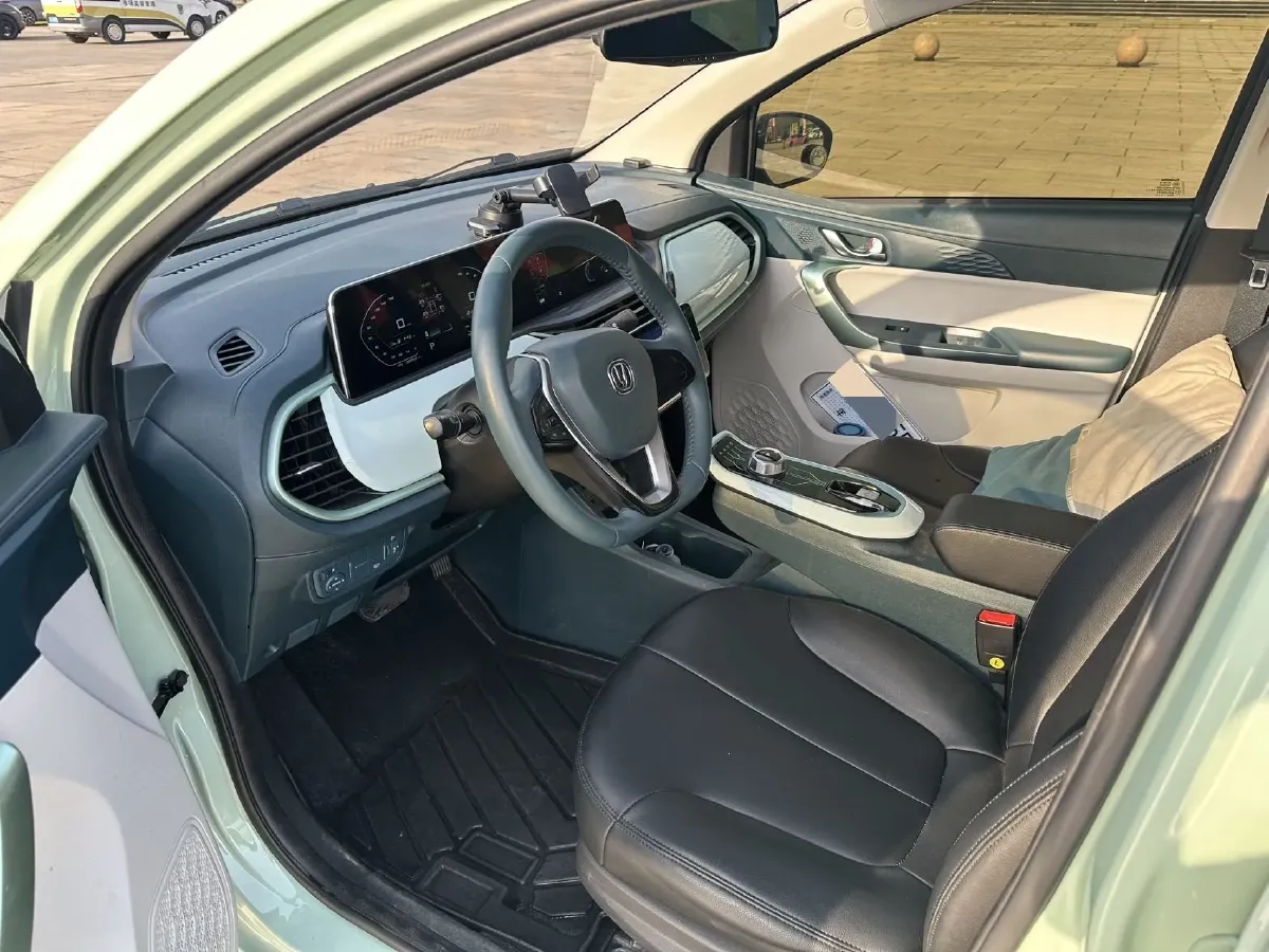 2022 ChangAn BenBen E-Star BEV 31.95KWH,autocango,china used car exporter,china ev exporter,chinese used car exporter,chinese used ev exporter