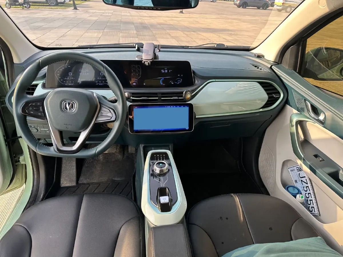 2022 ChangAn BenBen E-Star BEV 31.95KWH,autocango,china used car exporter,china ev exporter,chinese used car exporter,chinese used ev exporter