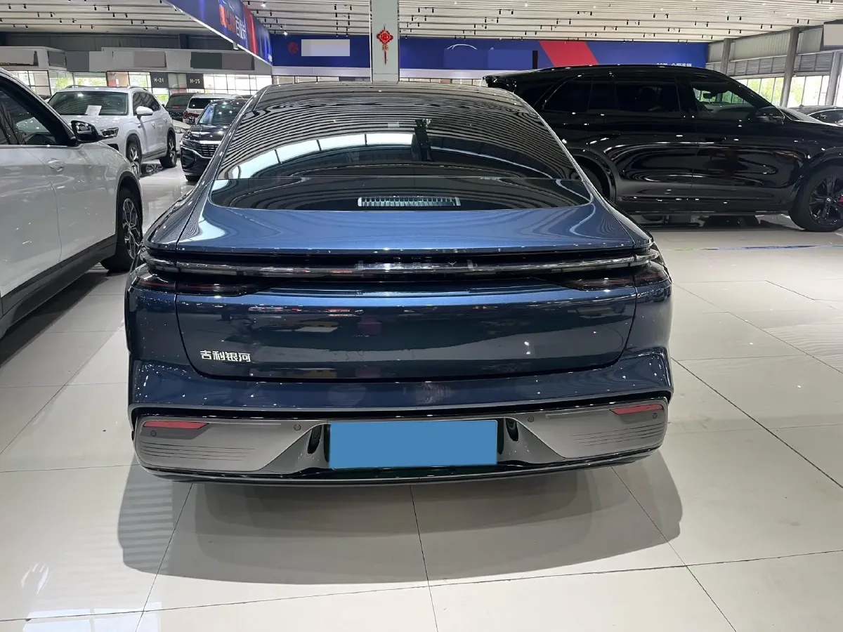2025 Geely Galaxy Starshine 8 1.5L 112HP L4 1DHT PHEV,autocango,china used car exporter,china ev exporter,chinese used car exporter,chinese used ev exporter