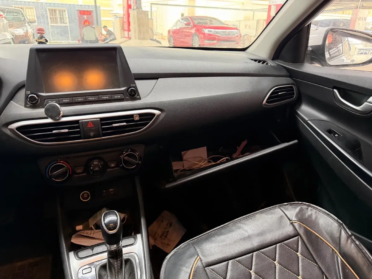 2017 Hyundai Celesta 1.6L 123HP L4 6AT,autocango,china used car exporter,china ev exporter,chinese used car exporter,chinese used ev exporter