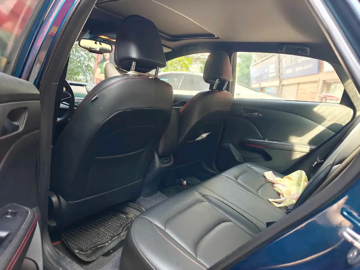 2019 Chevrolet Monza 1.3T 163HP L3 6AT,autocango,china used car exporter,china ev exporter,chinese used car exporter,chinese used ev exporter