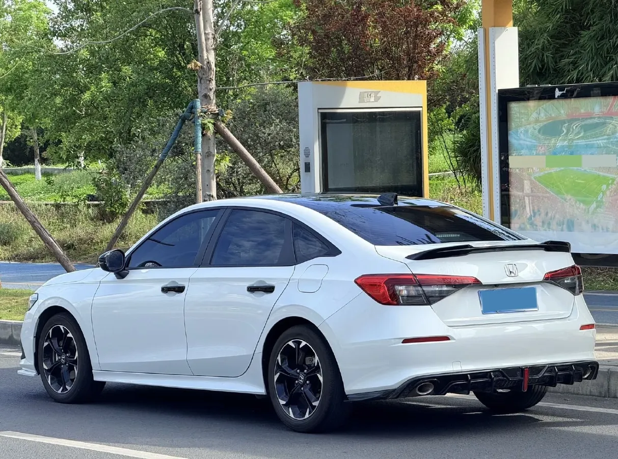 2022 Honda Civic 1.5T 182HP L4 CVT,autocango,china used car exporter,china ev exporter,chinese used car exporter,chinese used ev exporter