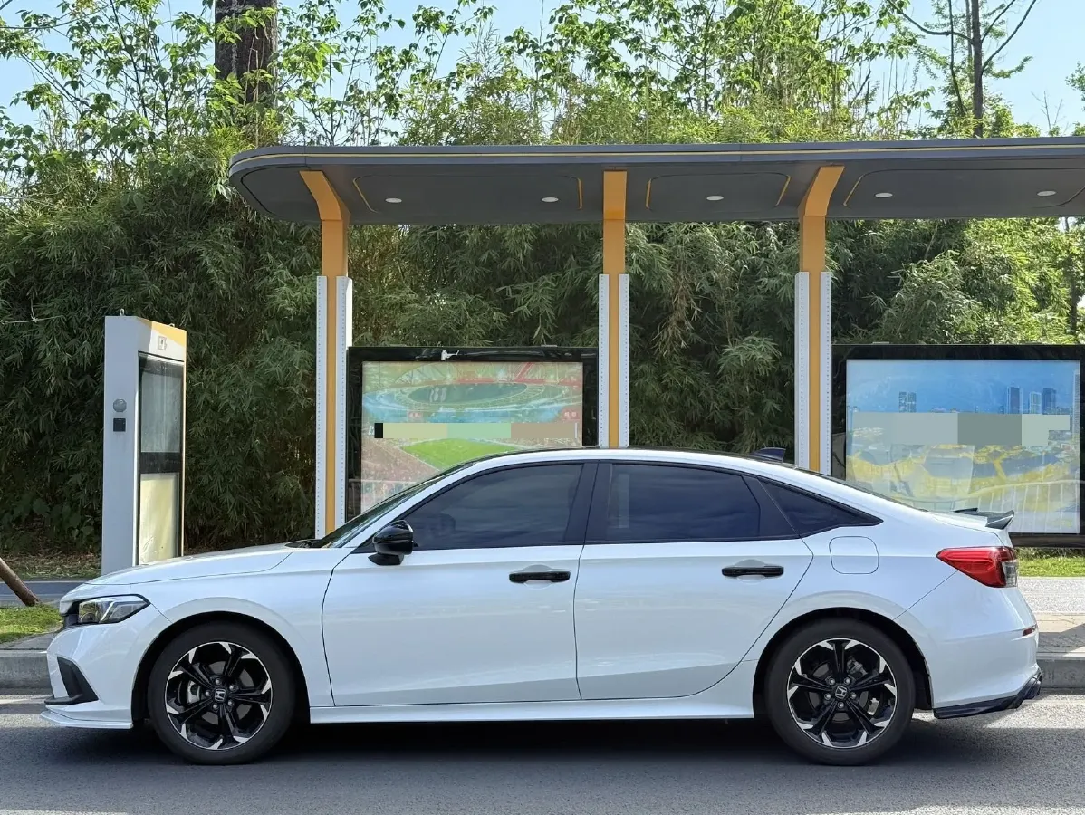 2022 Honda Civic 1.5T 182HP L4 CVT,autocango,china used car exporter,china ev exporter,chinese used car exporter,chinese used ev exporter