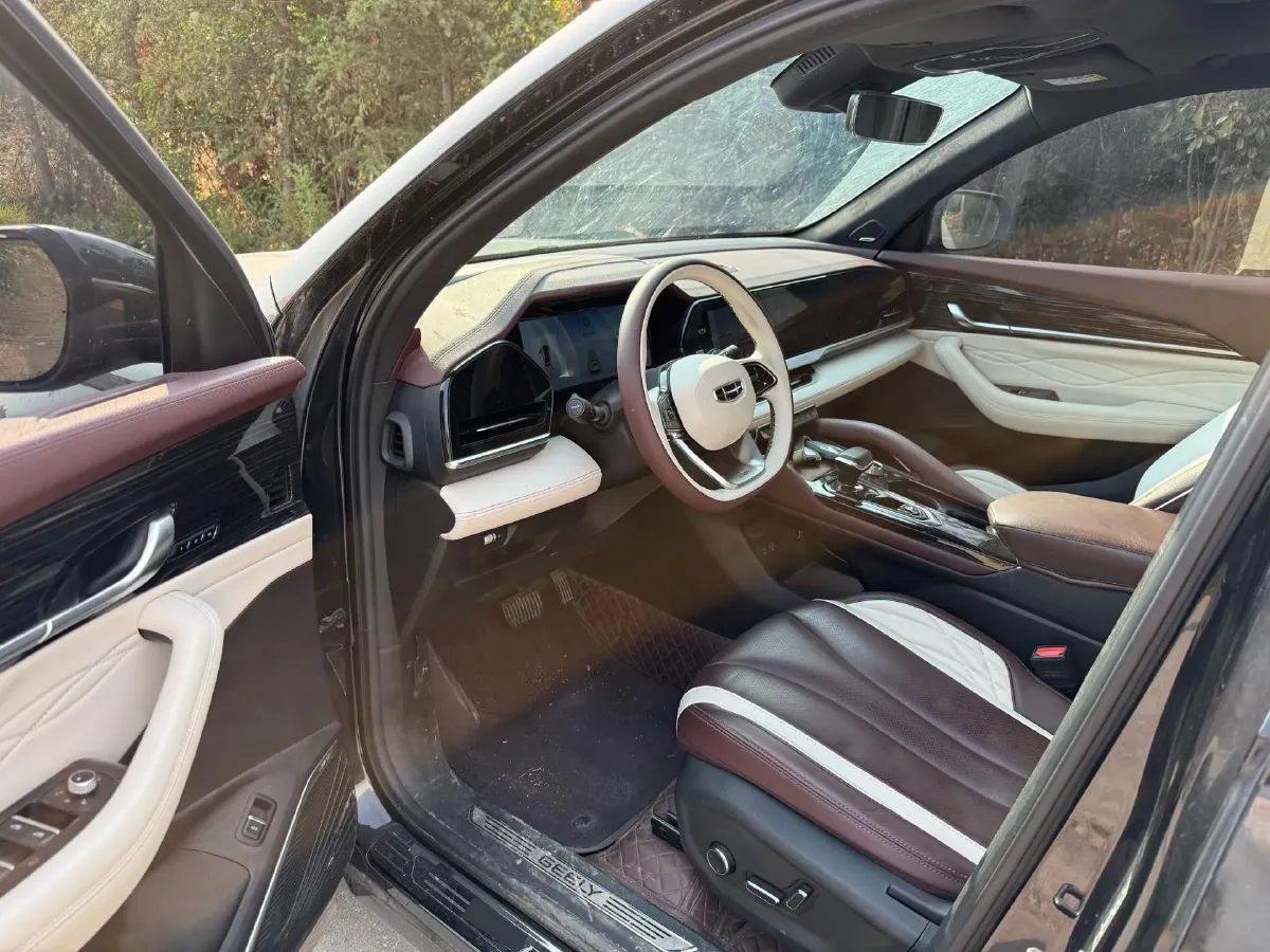 2021 Geely Monjaro 2.0T 218HP L4 7DCT,autocango,china used car exporter,china ev exporter,chinese used car exporter,chinese used ev exporter