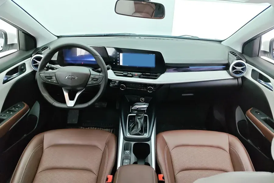 2023 Chevrolet Monza 1.5L 113HP L4 6DCT,autocango,china used car exporter,china ev exporter,chinese used car exporter,chinese used ev exporter