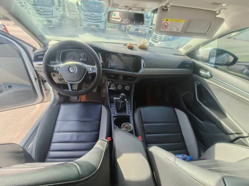 2019 Volkswagen Sagitar 1.2T 116HP L4 5MT,autocango,china used car exporter,china ev exporter,chinese used car exporter,chinese used ev exporter