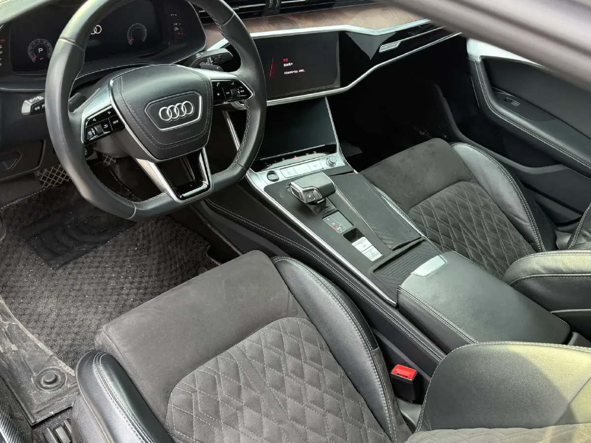 2023 Audi A6L 3.0T 340HP V6 7DCT,autocango,china used car exporter,china ev exporter,chinese used car exporter,chinese used ev exporter