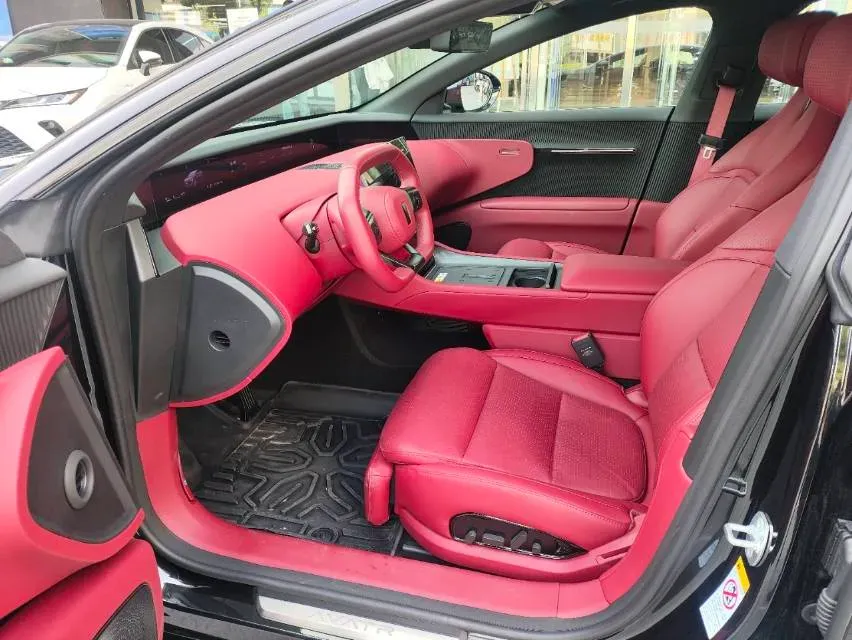 2025 Avatr 12 BEV 94.53KWH,autocango,china used car exporter,china ev exporter,chinese used car exporter,chinese used ev exporter