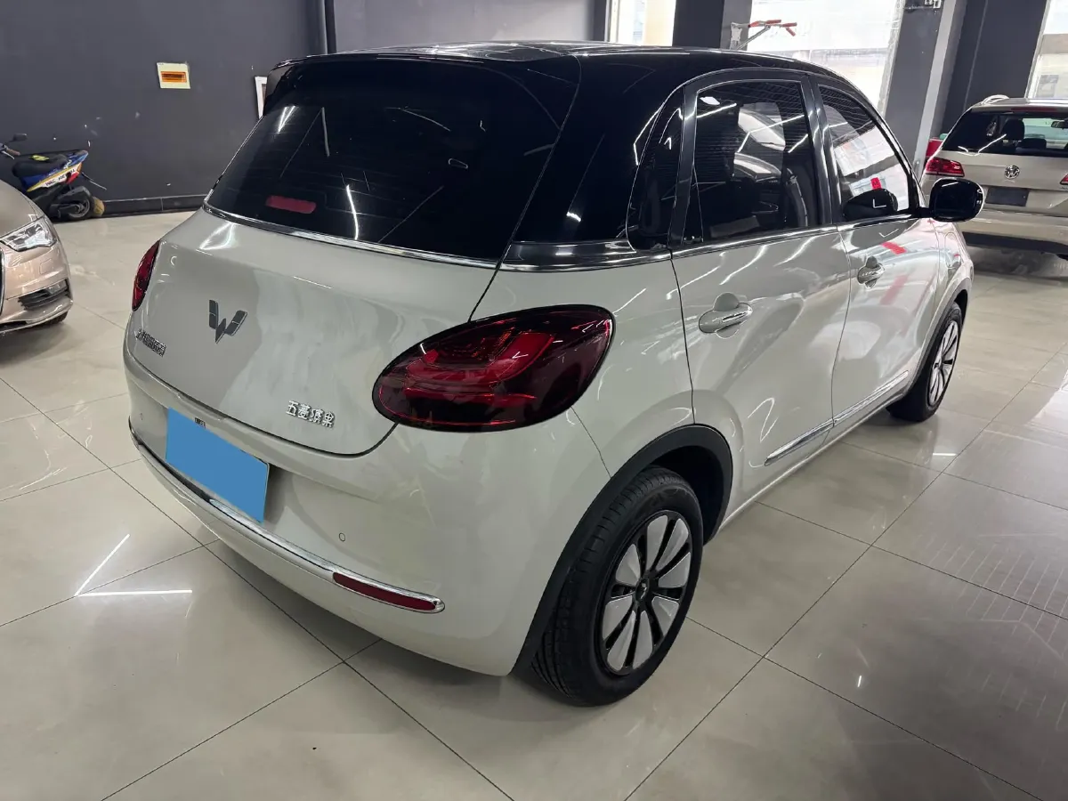 2023 WuLing BinGuo BEV 31.9KWH,autocango,china used car exporter,china ev exporter,chinese used car exporter,chinese used ev exporter