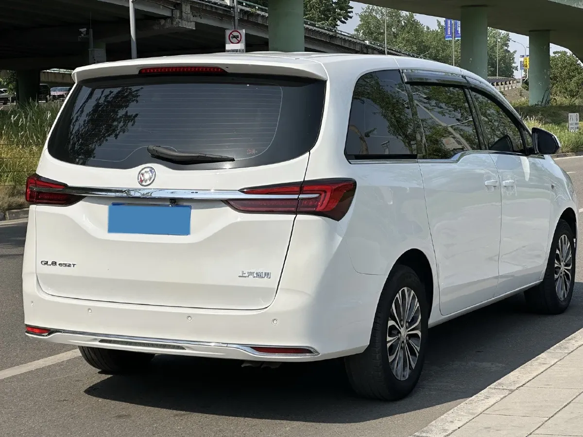 2022 Buick GL8 2.0T 237HP L4 9AT,autocango,china used car exporter,china ev exporter,chinese used car exporter,chinese used ev exporter