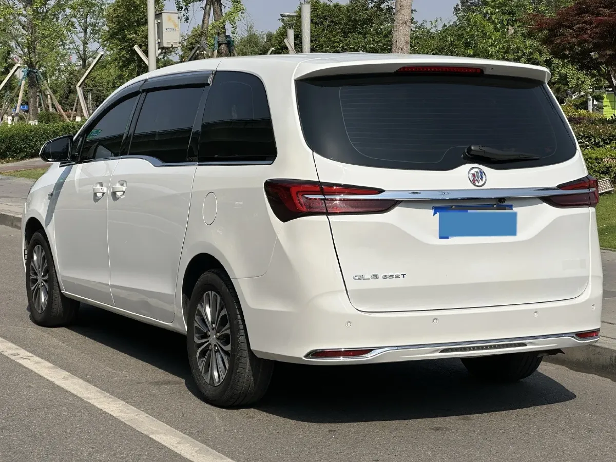 2022 Buick GL8 2.0T 237HP L4 9AT,autocango,china used car exporter,china ev exporter,chinese used car exporter,chinese used ev exporter