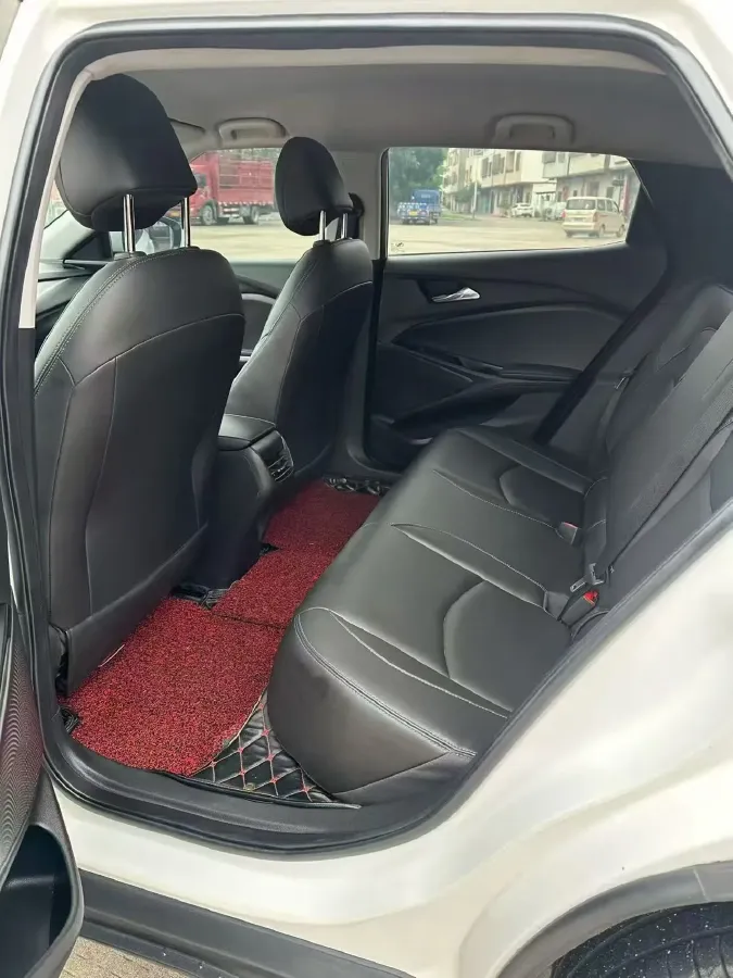 2022 Chevrolet Seeker 1.5T 184HP L4 CVT,autocango,china used car exporter,china ev exporter,chinese used car exporter,chinese used ev exporter